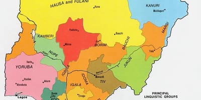 Bản đồ của nigeria đang ở dân tộc